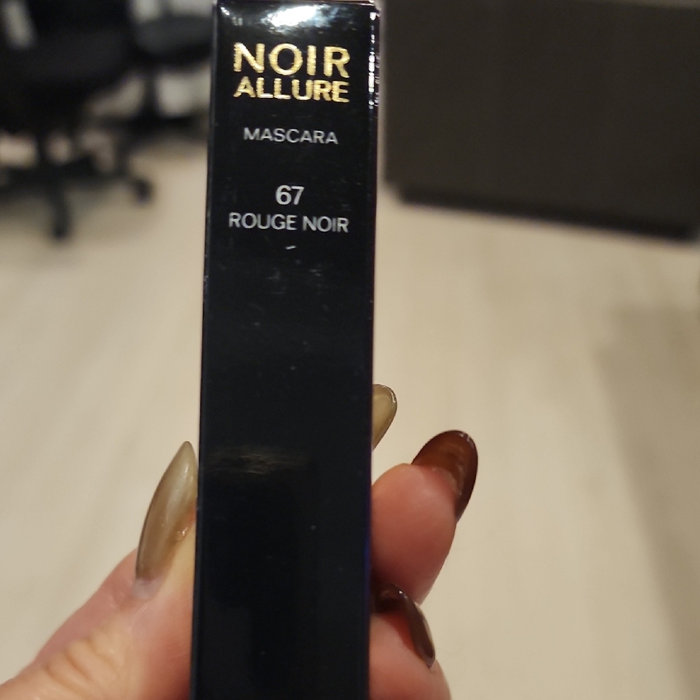 CHANEL Noir Allure Rouge Noir Mascara #67